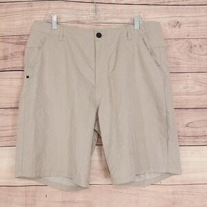 Maven Co-Op Shorts Mens 36 Beige Polyester Stretch 9 Inseam Hybrid golf Summer‎